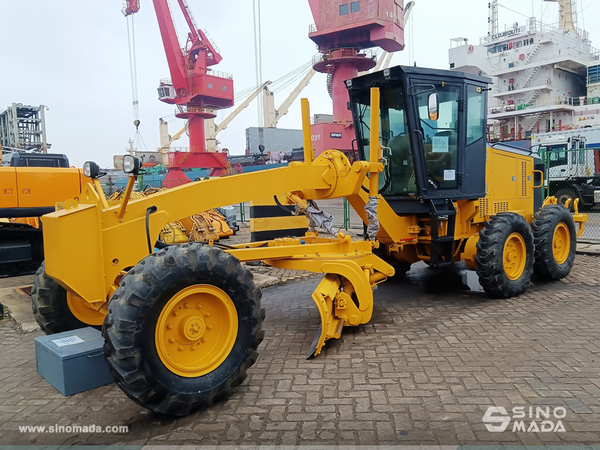 Dominican Republic - 1 Unit SHANTUI SG14-B5 Motor Grader