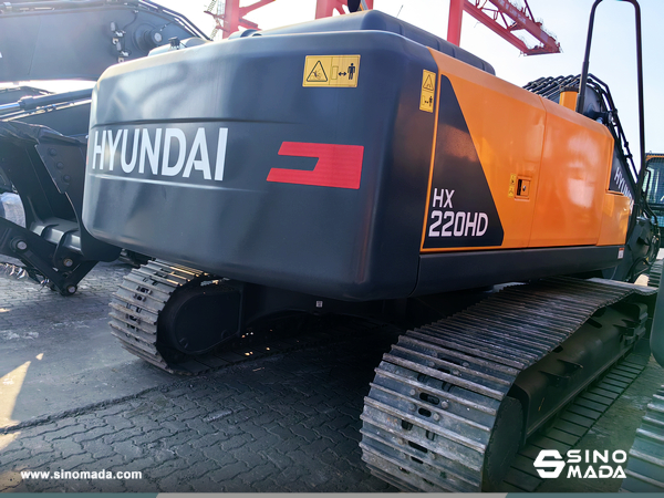 Algeria - 2 Units HYUNDAI HX220HD Excavators