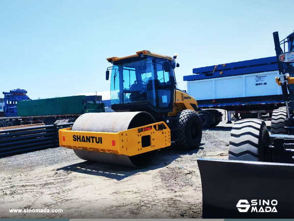 Dominica - 1 Unit SHANTUI SR10-B6 Road Roller