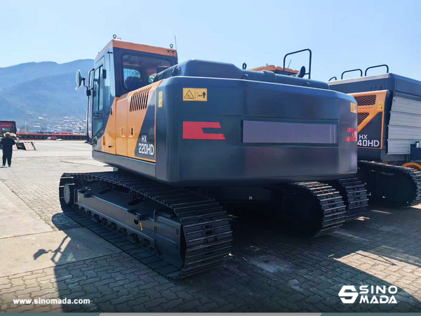 Guatamala - 1 Unit HYUNDAI HX220HD Crawler Excavator