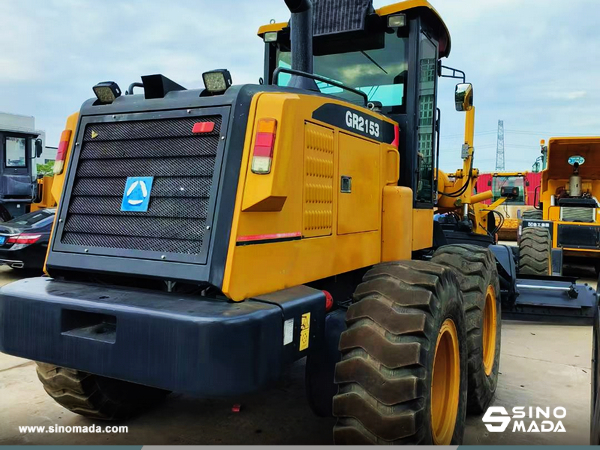 Algeria - 1 Unit XCMG ZL50GN Wheel Loader & 1 GR215 Motor Grader