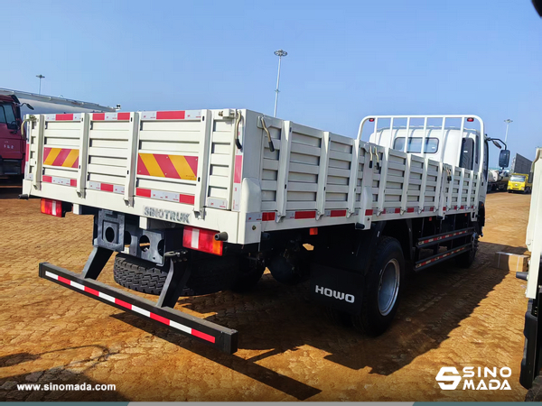 Ghana - 3 Units HOWO ZZ1127G4715C1 & ZZ1047D3815C145 Cargo Trucks