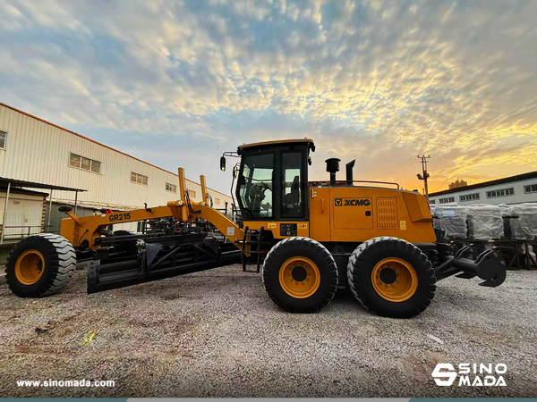 Algeria - 1 Unit XCMG ZL50GN Wheel Loader & 1 GR215 Motor Grader