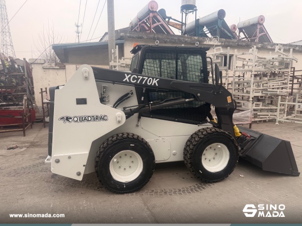 XC770K Skid Steer Loader