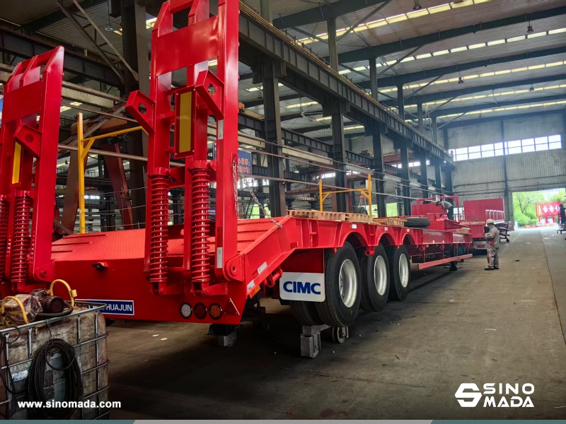 Algeria - 1 Unit CIMC Semi Trailer & 1 XCMG Self Loading Mixer