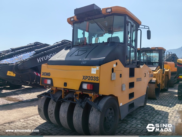 Algeria - 1 Unit XCMG XP203S Road Roller