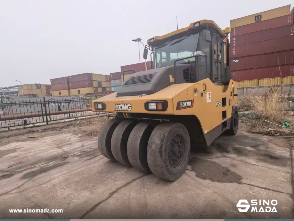 Mexico - 6 Units CAT 320GX Excavators & 1 XCMG XP263 Road Roller & 1 SEM 922F Motor Grader