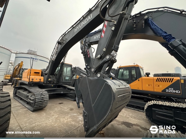 Algeria - 1 Unit HYUNDAI HX340HD Crawler Excavator