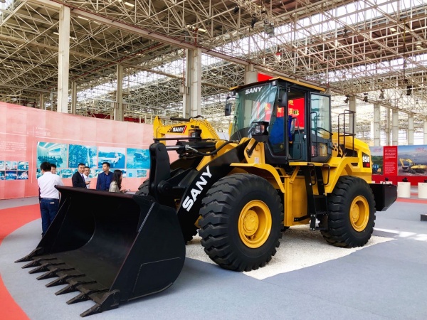 Electric Wheel Loader Sales Surge 90.9% as China Leads Global Green Machinery Revolution