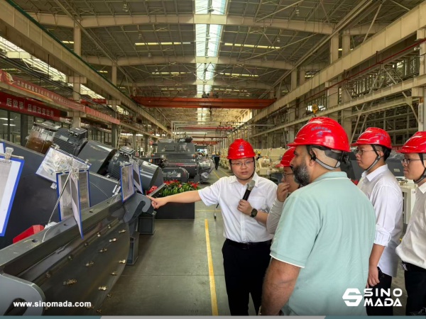 Algeria Customer Visited SANY Factory