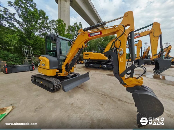 Jamaica - 1 Unit XCMG XE35U Excavator & XC870HK Backhoe Loader