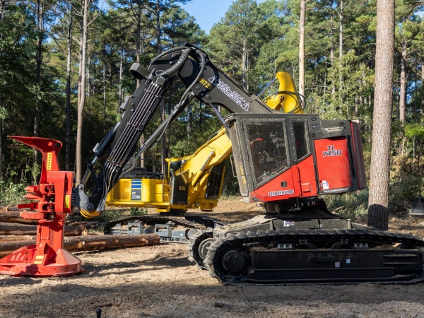 KOMATSU Newberry Plant Celebrates 25 Years