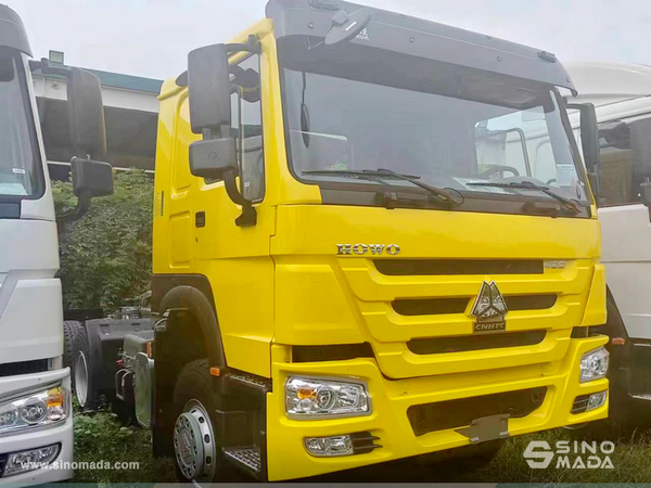 Liberia - 1 Unit HOWO Tractor Head & 1 SINOMADA Trailer 
