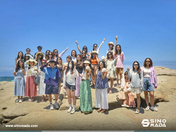 SINOMADA Team Embarks on Coastal Retreat to Xunliao Bay