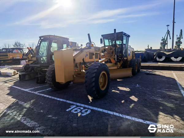 Mexico - 1 Unit SEM 922F Motor Grader
