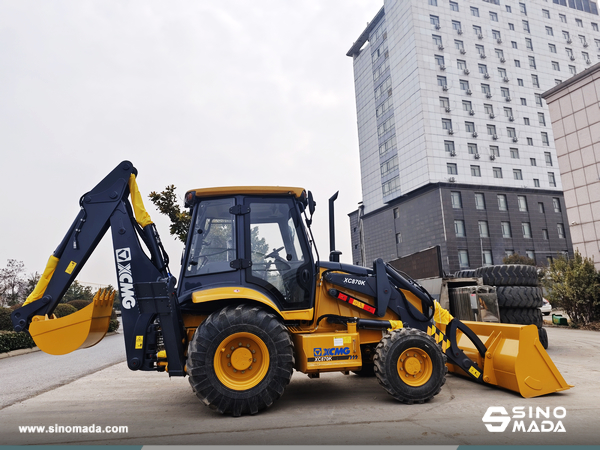 Anguilla - 1 Unit XCMG XC870K Backhoe Loader