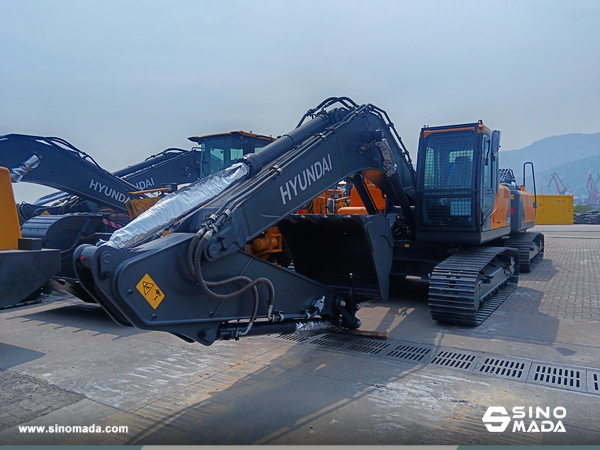 Algeria - 1 Unit HYUNDAI HX220HD Crawler Excavator