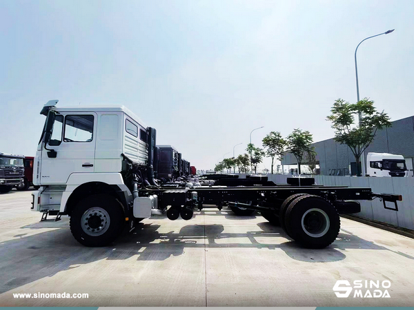 Kyrgyzstan - 1 Unit SHACMAN Truck Chassis