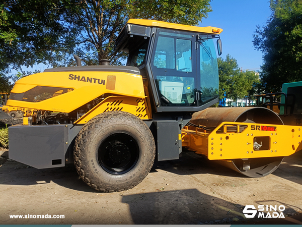 Dominican Republic - 1 Unit SHANTUI SR10-B6 Road Roller