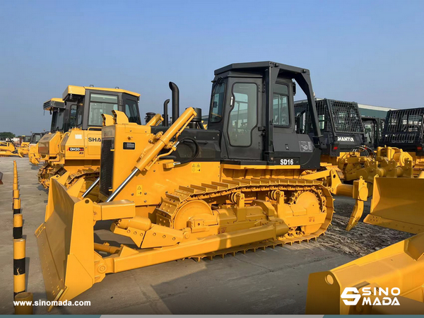 Spain - 1 Unit SHANTUI SD16 Bulldozer